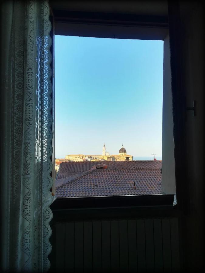 Colle Dei Lauri Bed & Breakfast Loreto Luaran gambar